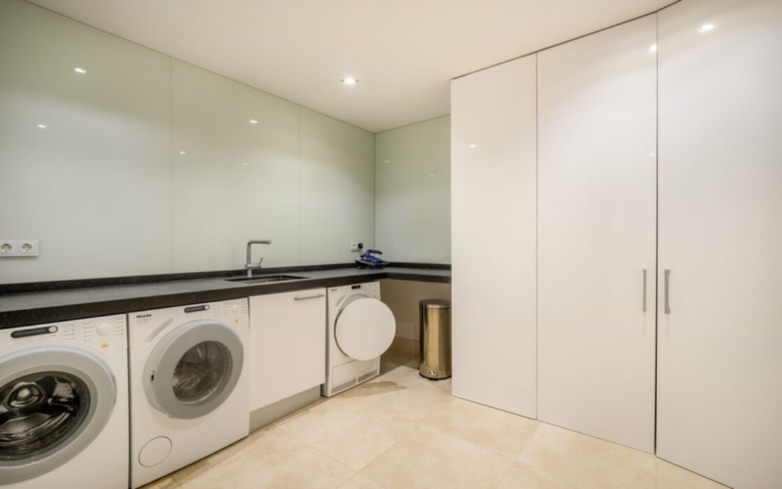 Вілла в Лос-Фламінго, 660 кв.м, з терасою та меблями