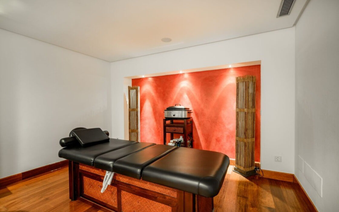 Вілла в Лос-Фламінго, 660 кв.м, з терасою та меблями