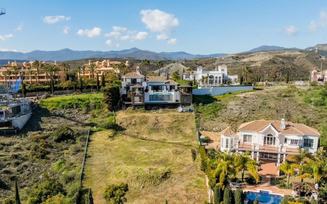 Вілла в Лос-Фламінго, 660 кв.м, з терасою та меблями