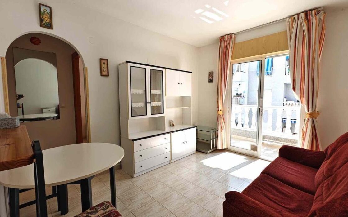 Квартира у моря с бассейном и гаражом 60 кв.м Коста Бланка