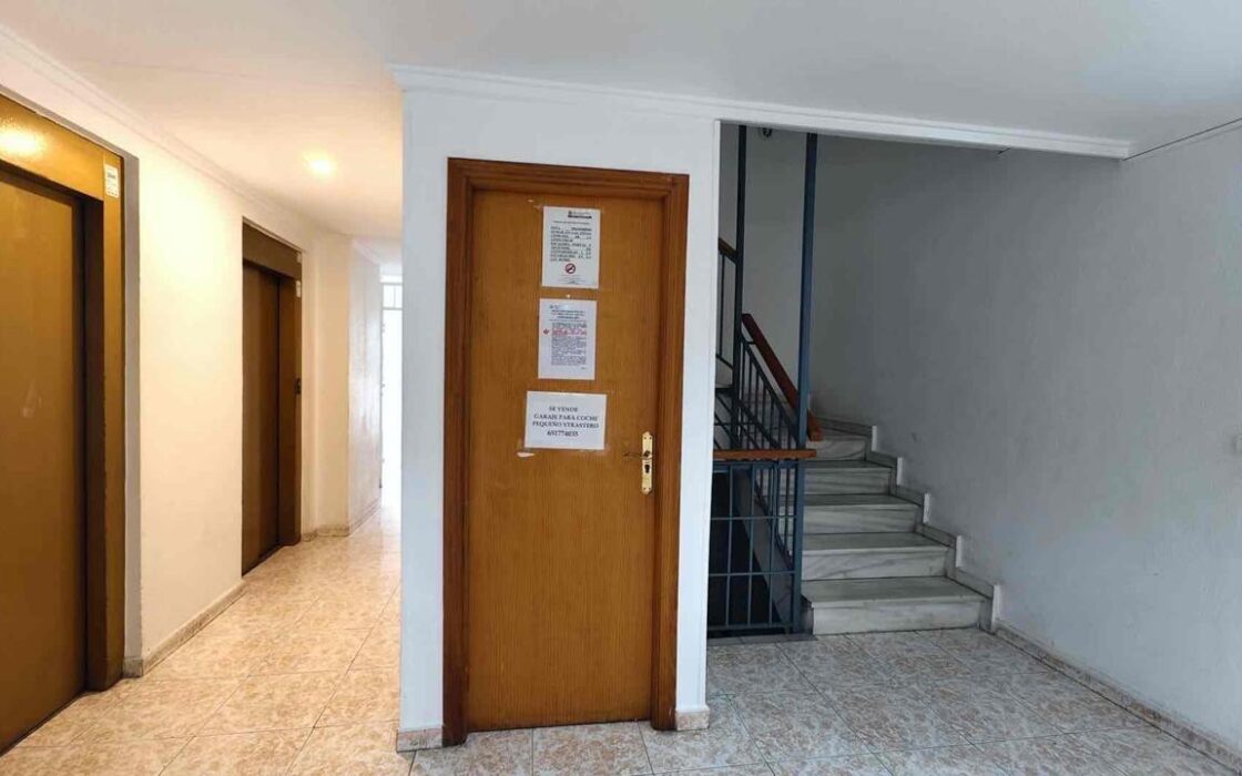 Квартира у моря с бассейном и гаражом 60 кв.м Коста Бланка