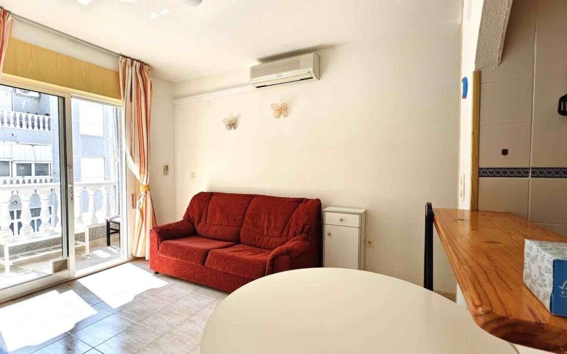 Квартира у моря с бассейном и гаражом 60 кв.м Коста Бланка