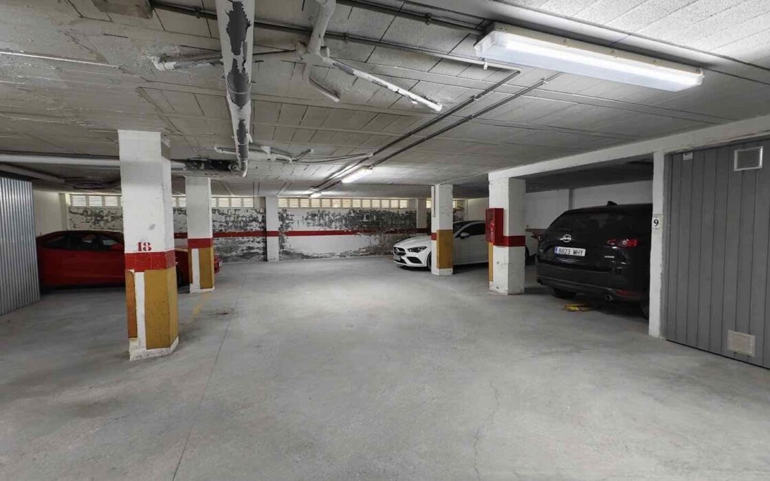 Квартира у моря с бассейном и гаражом 60 кв.м Коста Бланка