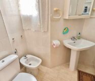 Квартира у моря с бассейном и гаражом 60 кв.м Коста Бланка