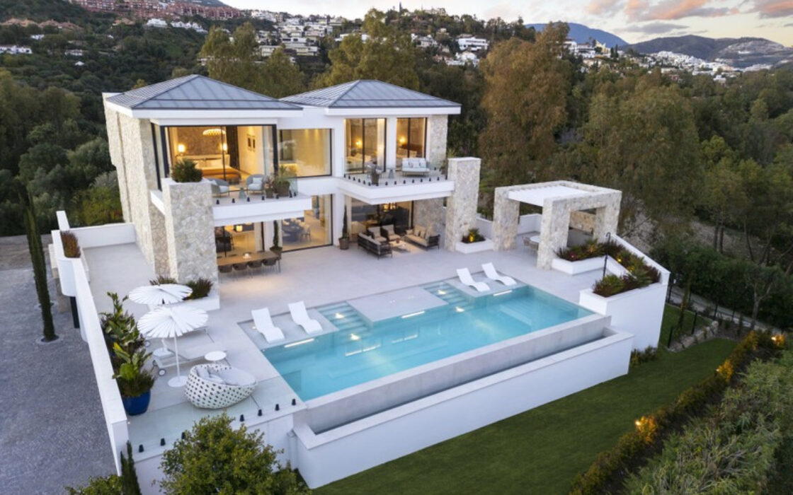 Вілла на продажу в La Quinta, 307 кв.м, тераса, меблі