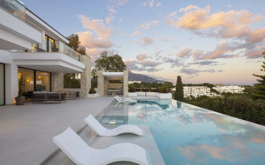 Вілла на продажу в La Quinta, 307 кв.м, тераса, меблі