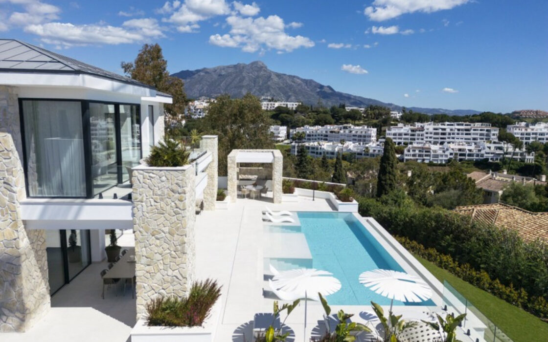 Вілла на продажу в La Quinta, 307 кв.м, тераса, меблі