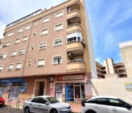 Апартаменты в Торревьехе 79 кв.м с террасой у моря