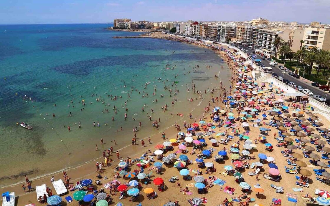 Апартаменты в Торревьехе 79 кв.м с террасой у моря