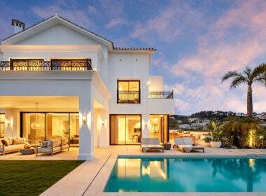 Отдельная вилла в Лос-Аркеросе с террасой, 522 кв.м.