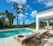 Отдельная вилла в Лос-Аркеросе с террасой, 522 кв.м.