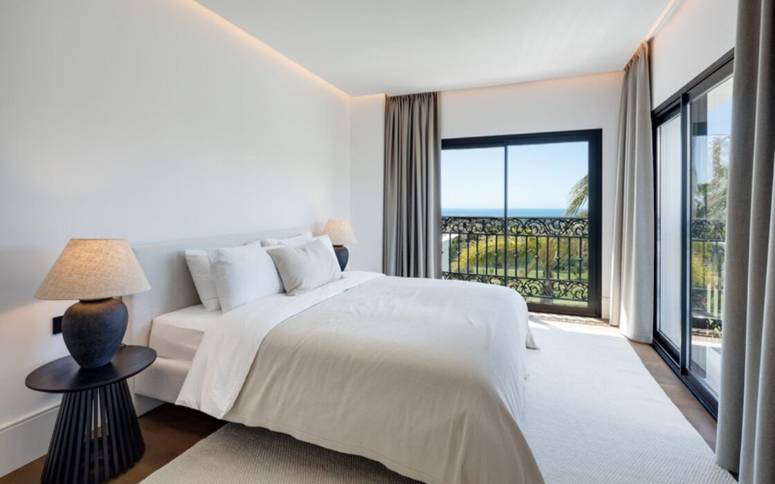 Отдельная вилла в Лос-Аркеросе с террасой, 522 кв.м.