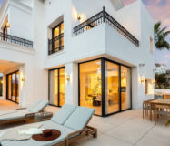 Отдельная вилла в Лос-Аркеросе с террасой, 522 кв.м.