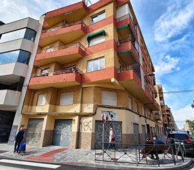 Трикімнатні апартаменти біля пляжу в Торрев’єсі 108 кв.м.