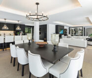 Вілла в Nueva Andalucía 490 кв.м з терасою та меблями