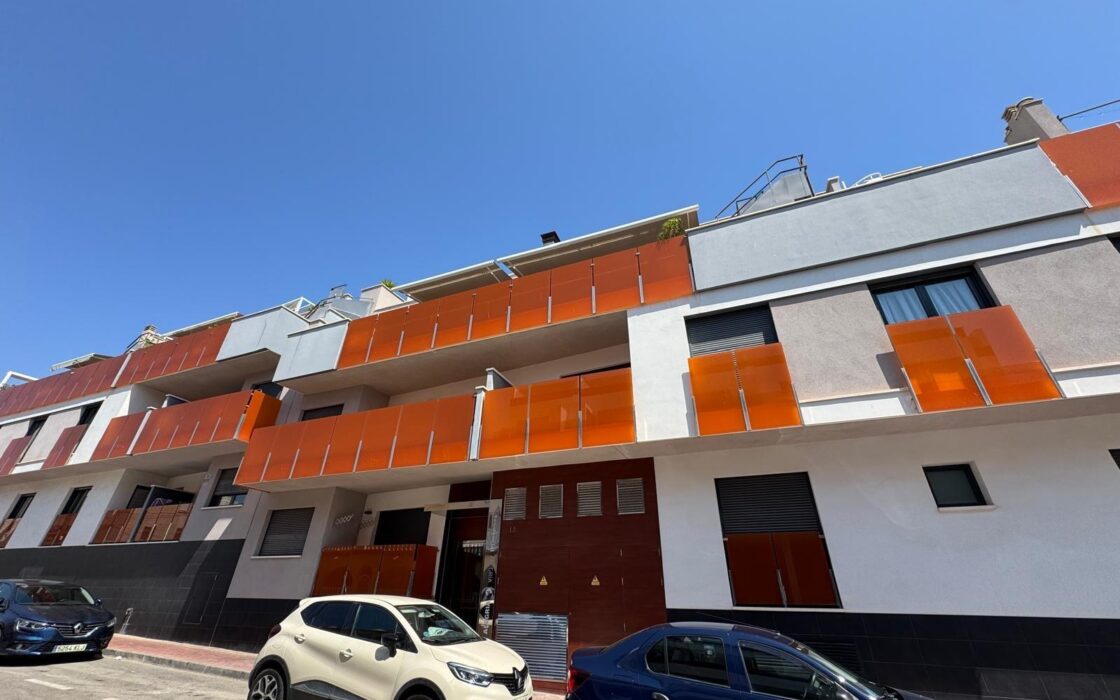 Просторные апартаменты 158 кв.м у моря в комплексе Alegriya 1