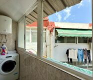 Двухкомнатная квартира в Аликанте с балконами и уютом