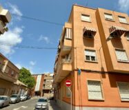 Двухкомнатная квартира в Аликанте с балконами и уютом