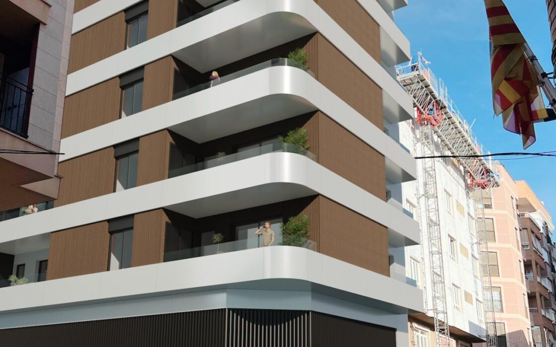 Эксклюзивные апартаменты 2+3 комнаты в центре Санта-Пола