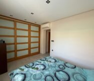 Будинок в Оріуела Коста 179 кв.м з балконом біля моря