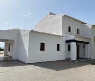 Вілла з панорамним видом на море в Морайрі 283 кв.м