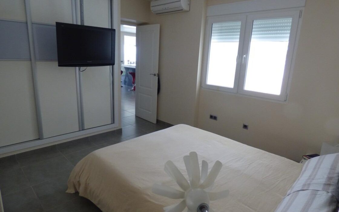 Дом в San Juan Playa с видом на море, 200 кв.м, 4 комнаты