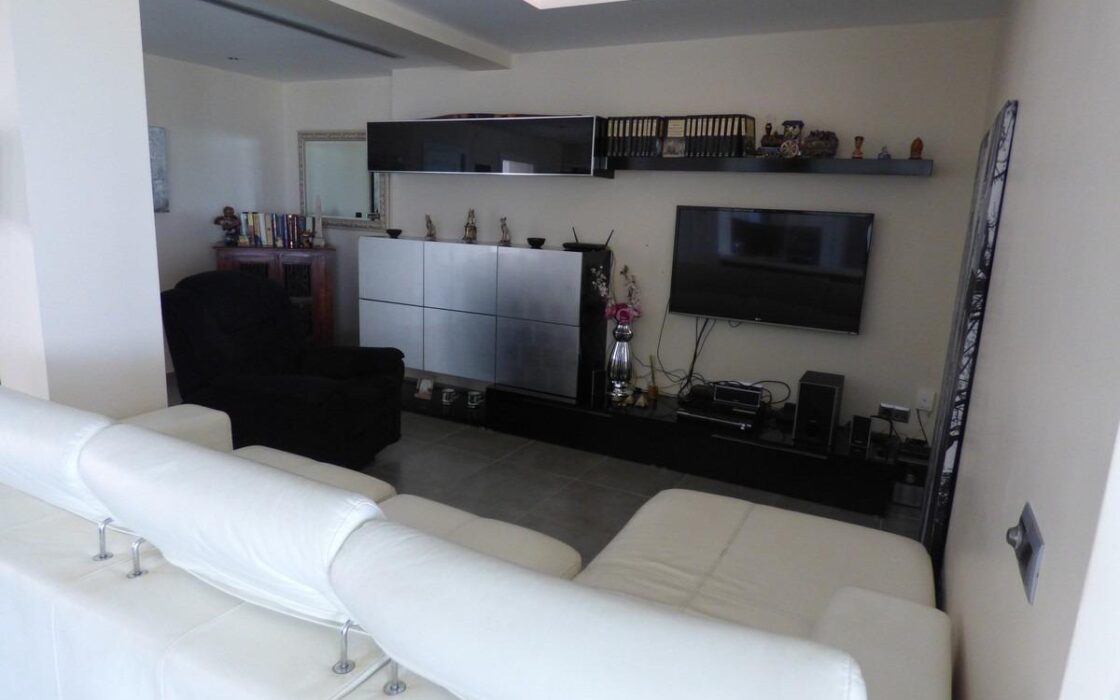 Дом в San Juan Playa с видом на море, 200 кв.м, 4 комнаты