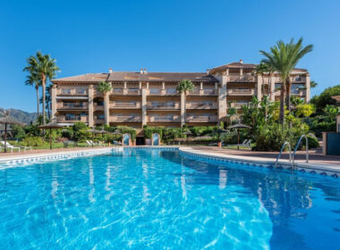 Апартаменты 3 комнаты в Марбелье с террасой 127 кв.м