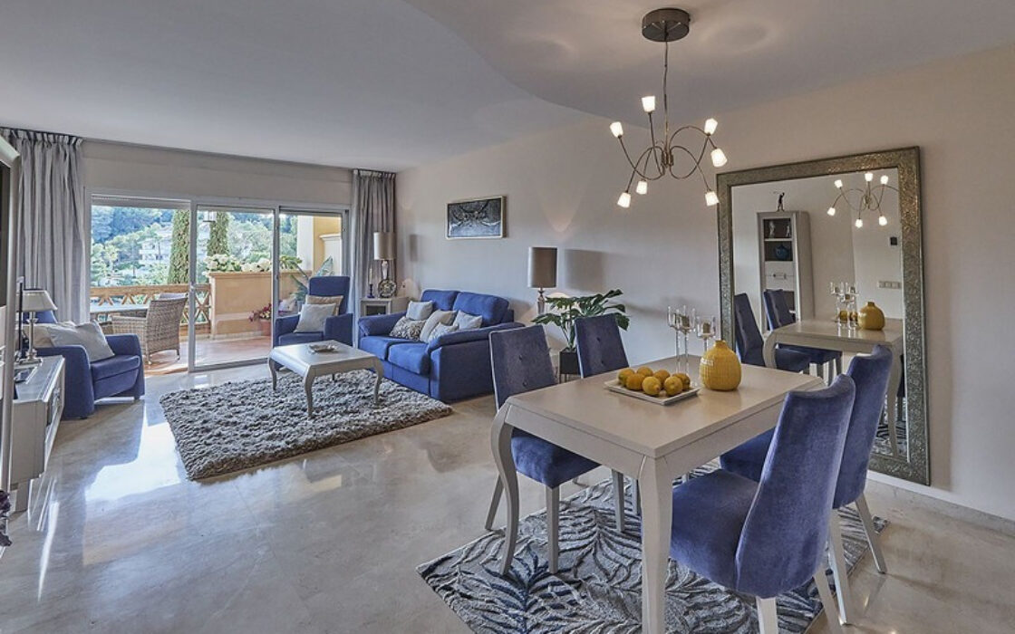 Апартаменты 3 комнаты в Марбелье с террасой 127 кв.м