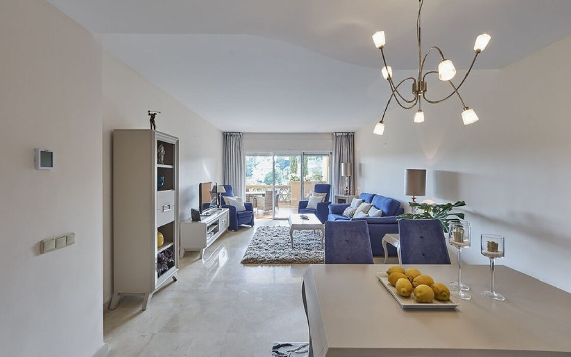 Апартаменты 3 комнаты в Марбелье с террасой 127 кв.м