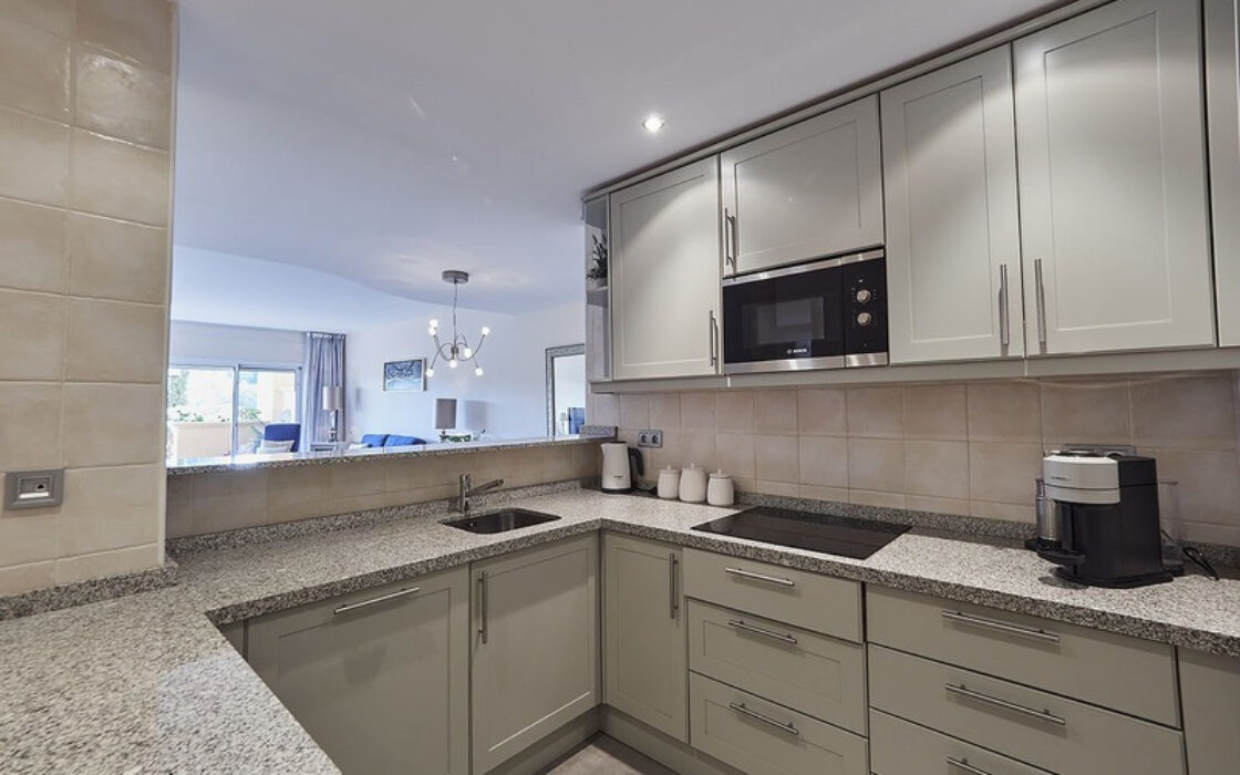 Апартаменты 3 комнаты в Марбелье с террасой 127 кв.м