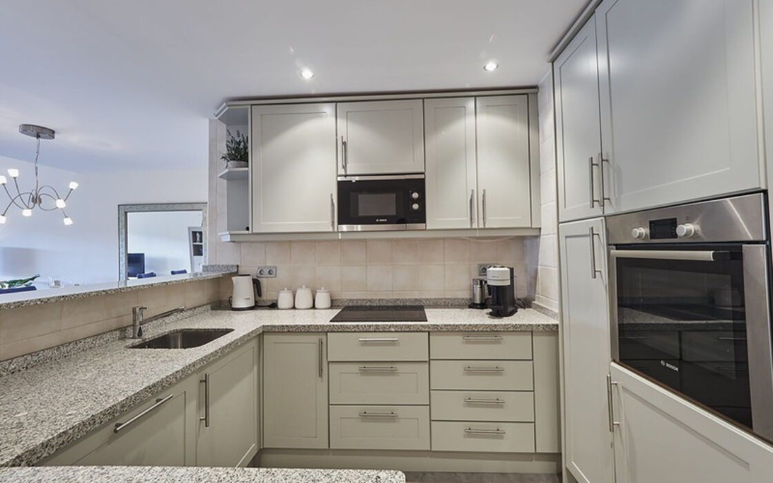 Апартаменты 3 комнаты в Марбелье с террасой 127 кв.м