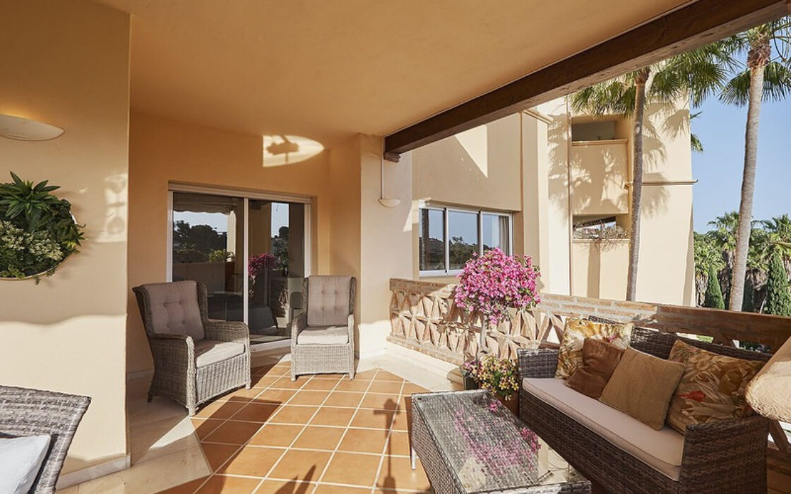 Апартаменты 3 комнаты в Марбелье с террасой 127 кв.м