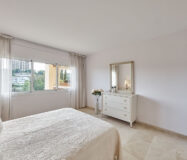 Апартаменты 3 комнаты в Марбелье с террасой 127 кв.м