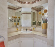 Апартаменты 3 комнаты в Марбелье с террасой 127 кв.м