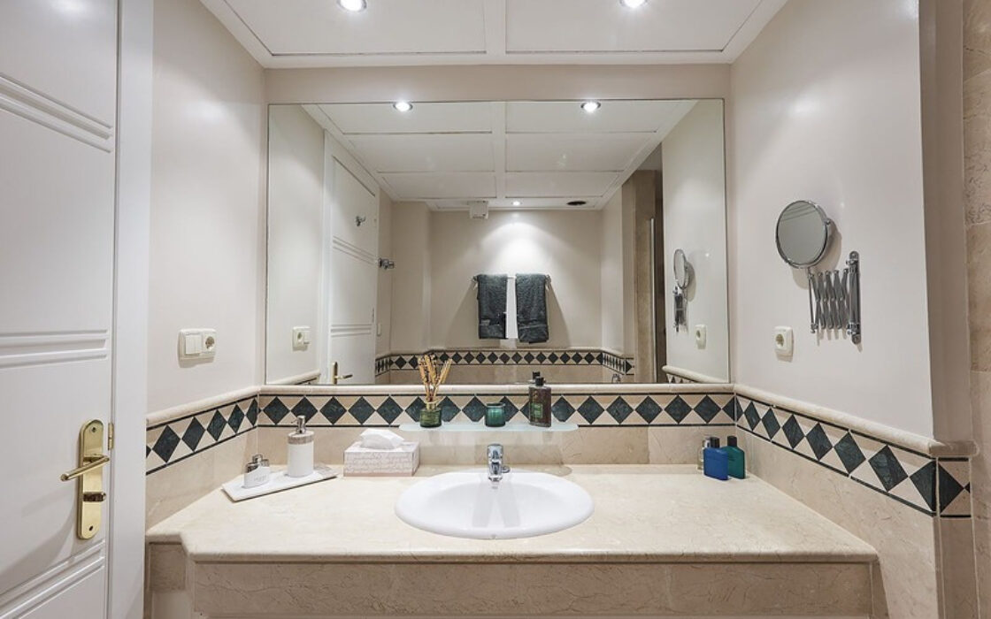 Апартаменты 3 комнаты в Марбелье с террасой 127 кв.м