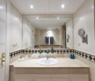 Апартаменты 3 комнаты в Марбелье с террасой 127 кв.м