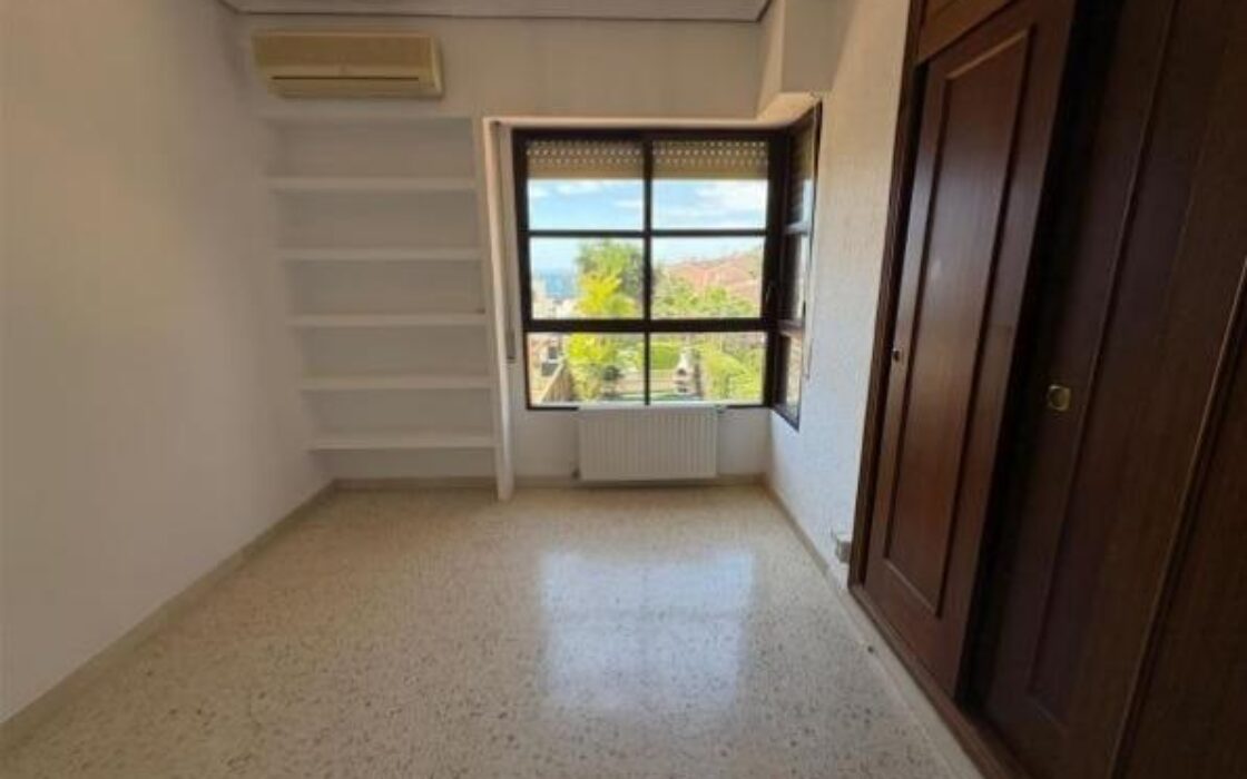 Будинок в San Juan Playa 301 кв.м з видом на море