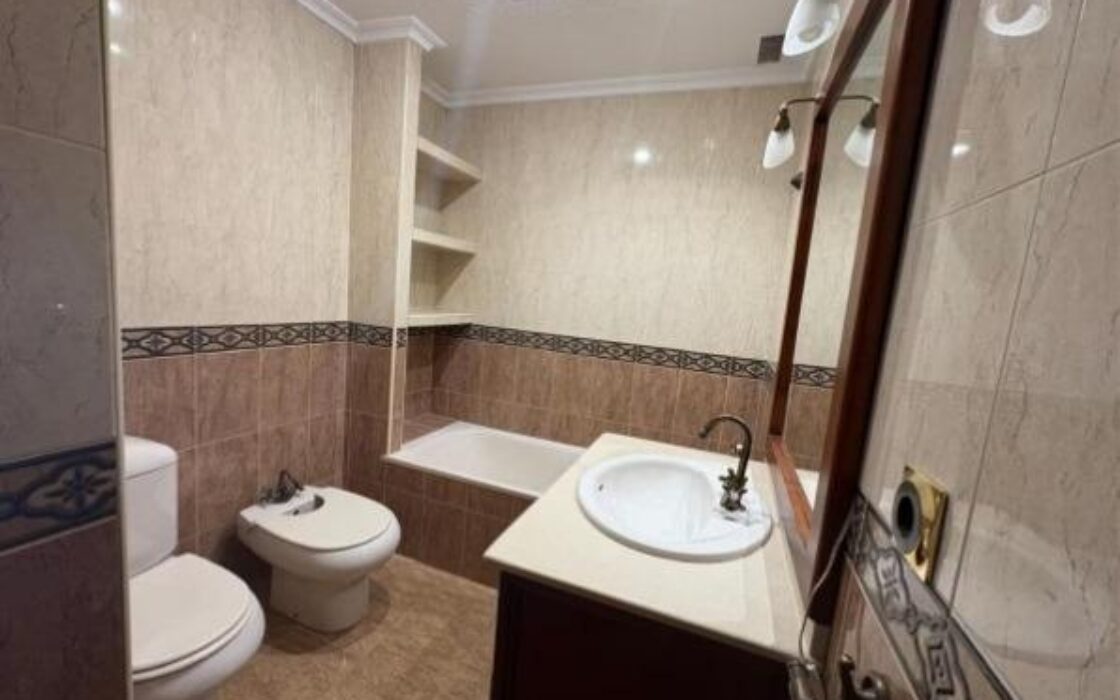 Будинок в San Juan Playa 301 кв.м з видом на море