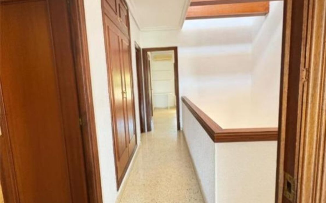 Будинок в San Juan Playa 301 кв.м з видом на море