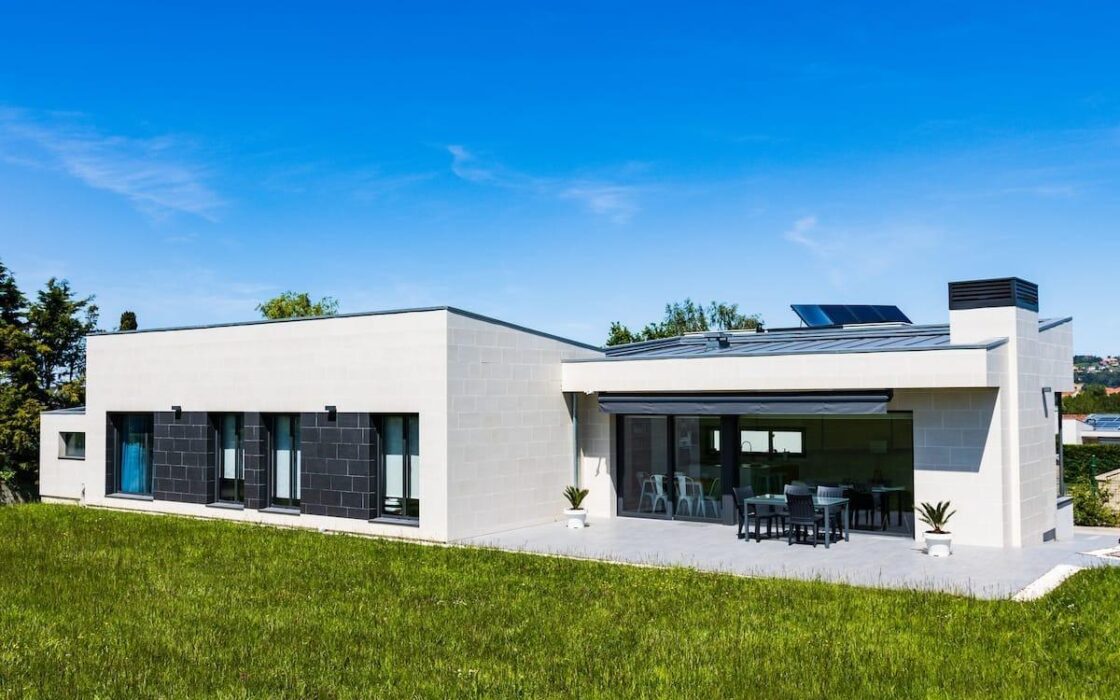 Вилла в Хихоне 140 кв.м с террасой у моря, 5 комнат