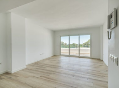 Апартаменти 80 кв.м з терасою в Нуева Андалусія