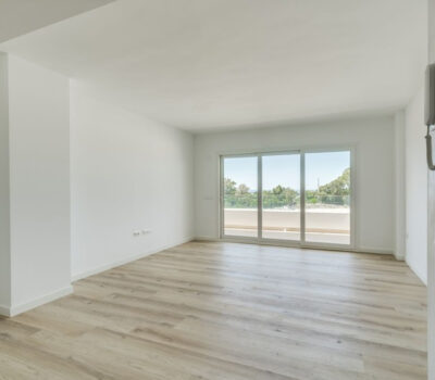 Апартаменти 80 кв.м з терасою в Нуева Андалусія