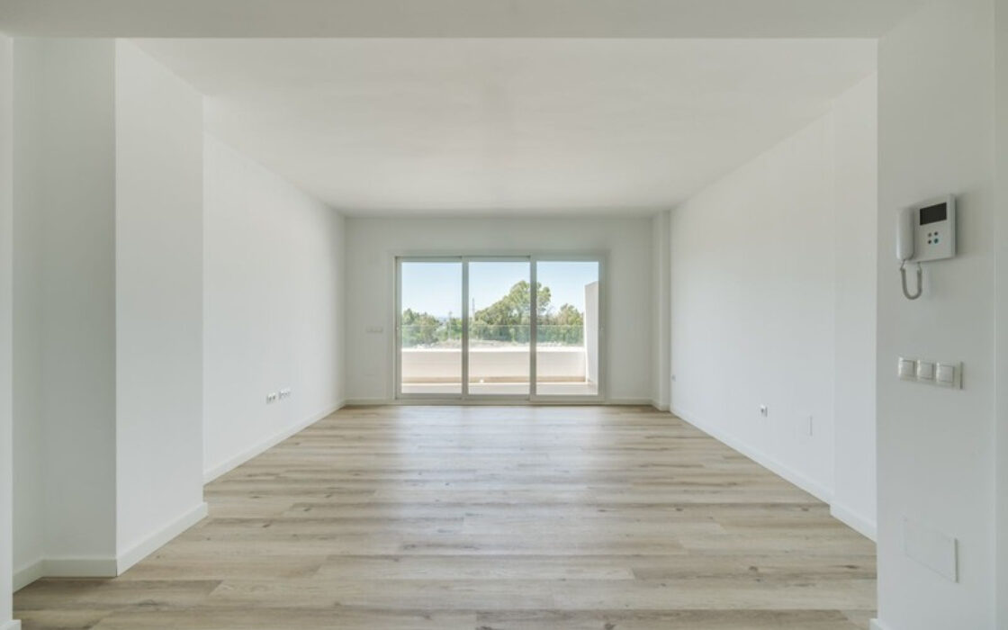 Апартаменти 80 кв.м з терасою в Нуева Андалусія