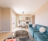 Апартаменти з терасою в Нуева Андалусія 119 кв.м, 4 кімнати