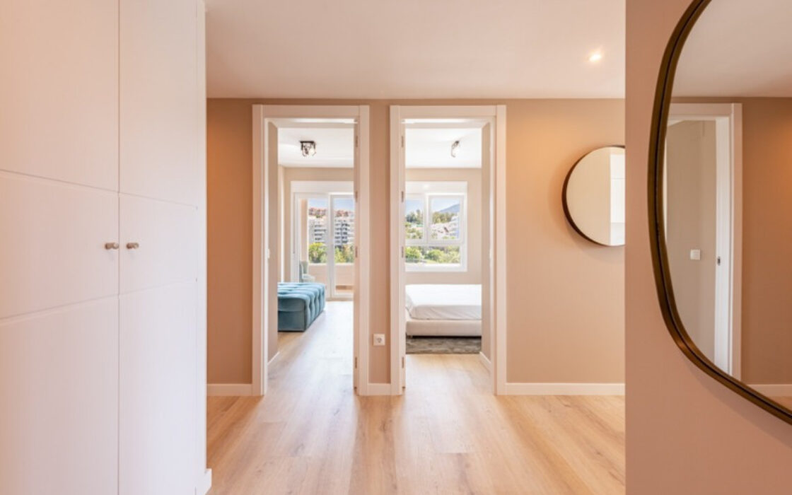 Апартаменти з терасою в Нуева Андалусія 119 кв.м, 4 кімнати