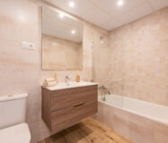 Апартаменти з терасою в Нуева Андалусія 119 кв.м, 4 кімнати