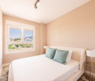 Апартаменти з терасою в Нуева Андалусія 119 кв.м, 4 кімнати