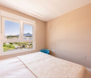 Апартаменти з терасою в Нуева Андалусія 119 кв.м, 4 кімнати