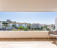 Апартаменти з терасою в Нуева Андалусія 119 кв.м, 4 кімнати